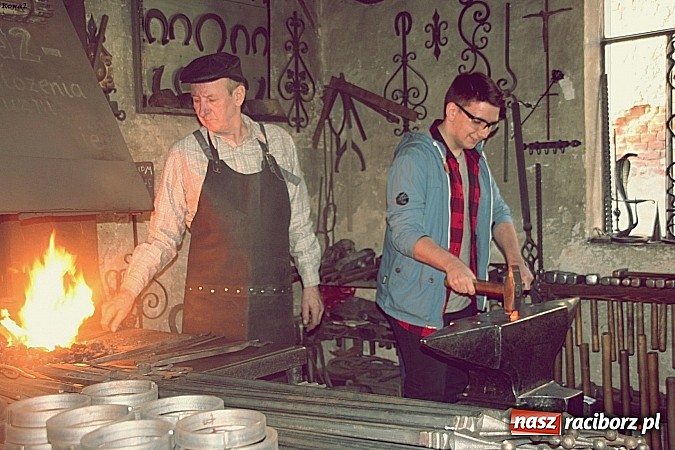 Zdjęcie w galerii na portalu naszraciborz.pl: Twój zawód brzmi znajomo wiadomości z regionu