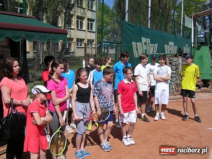 Zdjęcie w galerii na portalu naszraciborz.pl: Tenisowe zmagania o Puchar Prezydenta Raciborza wiadomości z regionu
