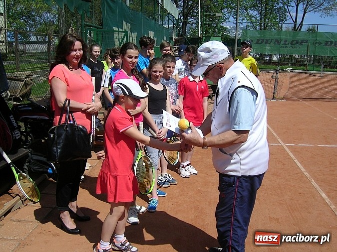 Zdjęcie w galerii na portalu naszraciborz.pl: Tenisowe zmagania o Puchar Prezydenta Raciborza wiadomości z regionu