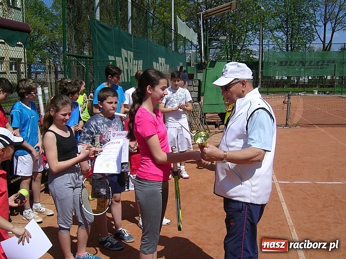 Zdjęcie w galerii na portalu naszraciborz.pl: Tenisowe zmagania o Puchar Prezydenta Raciborza wiadomości z regionu