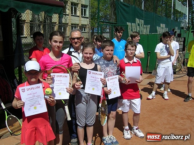 Zdjęcie w galerii na portalu naszraciborz.pl: Tenisowe zmagania o Puchar Prezydenta Raciborza wiadomości z regionu