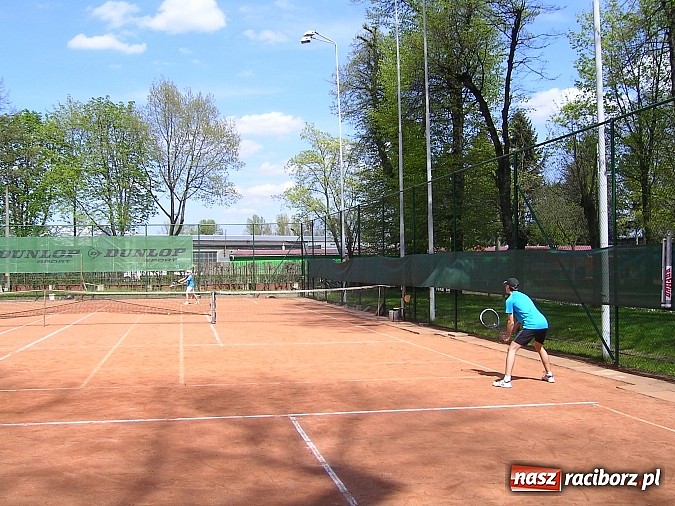 Zdjęcie w galerii na portalu naszraciborz.pl: Tenisowe zmagania o Puchar Prezydenta Raciborza wiadomości z regionu
