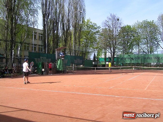 Zdjęcie w galerii na portalu naszraciborz.pl: Tenisowe zmagania o Puchar Prezydenta Raciborza wiadomości z regionu