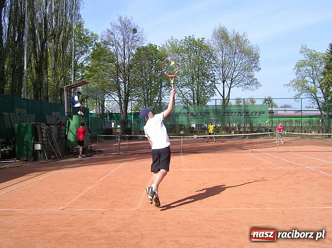 Zdjęcie w galerii na portalu naszraciborz.pl: Tenisowe zmagania o Puchar Prezydenta Raciborza wiadomości z regionu