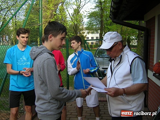 Zdjęcie w galerii na portalu naszraciborz.pl: Tenisowe zmagania o Puchar Prezydenta Raciborza wiadomości z regionu