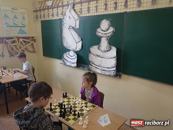 Zdjęcie w galerii na portalu naszraciborz.pl: Mistrzostwa SP4 Racibórz w szachach  wiadomości z regionu