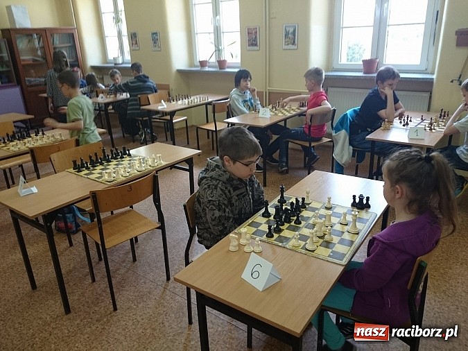 Zdjęcie w galerii na portalu naszraciborz.pl: Mistrzostwa SP4 Racibórz w szachach  wiadomości z regionu