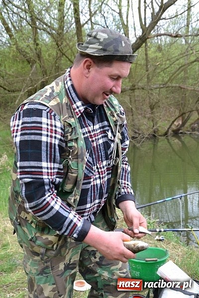 Zdjęcie w galerii na portalu naszraciborz.pl: Krzyżanowice - wędkarze rozpoczęli sezon  wiadomości z regionu