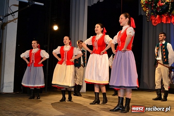 Zdjęcie w galerii na portalu naszraciborz.pl: Folkowe rytmy zabrzmiały w raciborskiej Strzesze!  wiadomości z regionu