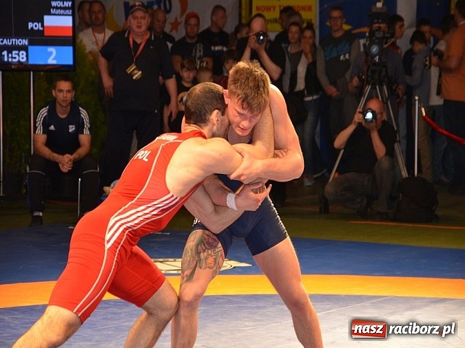 Zdjęcie w galerii na portalu naszraciborz.pl: Mistrzostwa Polski w Zapasach. Złota Arkadiusza Gucika, Agnieszki Kr&oacute;l i Sebastiana Jezierzańskiego wiadomości z regionu