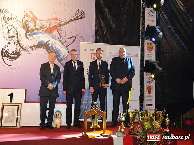 Zdjęcie w galerii na portalu naszraciborz.pl: Mistrzostwa Polski w Zapasach. Złota Arkadiusza Gucika, Agnieszki Kr&oacute;l i Sebastiana Jezierzańskiego wiadomości z regionu
