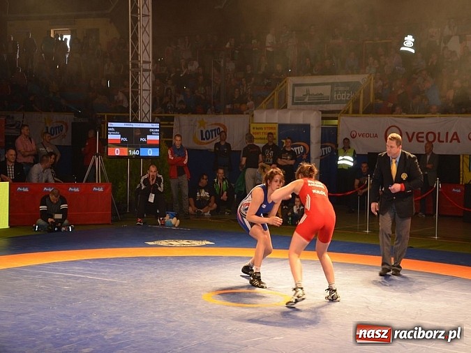 Zdjęcie w galerii na portalu naszraciborz.pl: Mistrzostwa Polski w Zapasach. Złota Arkadiusza Gucika, Agnieszki Kr&oacute;l i Sebastiana Jezierzańskiego wiadomości z regionu