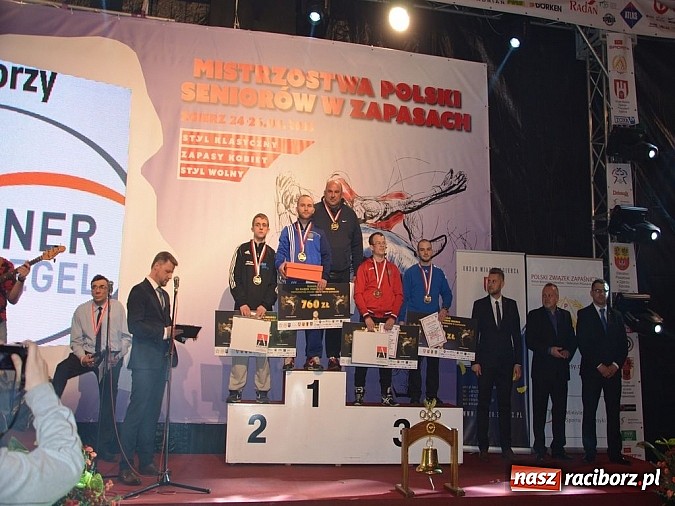 Zdjęcie w galerii na portalu naszraciborz.pl: Mistrzostwa Polski w Zapasach. Złota Arkadiusza Gucika, Agnieszki Kr&oacute;l i Sebastiana Jezierzańskiego wiadomości z regionu