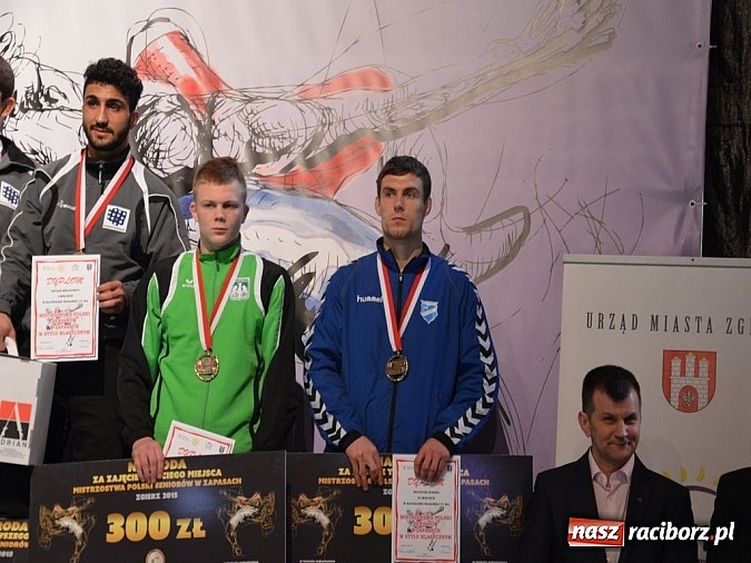 Zdjęcie w galerii na portalu naszraciborz.pl: Mistrzostwa Polski w Zapasach. Złota Arkadiusza Gucika, Agnieszki Kr&oacute;l i Sebastiana Jezierzańskiego wiadomości z regionu