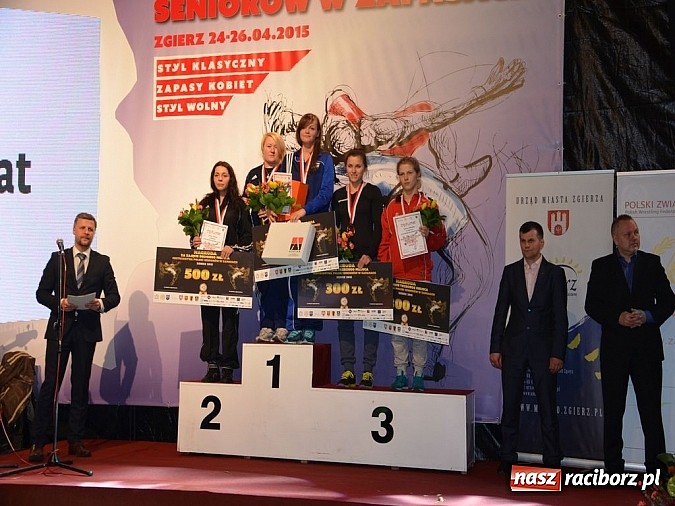 Zdjęcie w galerii na portalu naszraciborz.pl: Mistrzostwa Polski w Zapasach. Złota Arkadiusza Gucika, Agnieszki Kr&oacute;l i Sebastiana Jezierzańskiego wiadomości z regionu