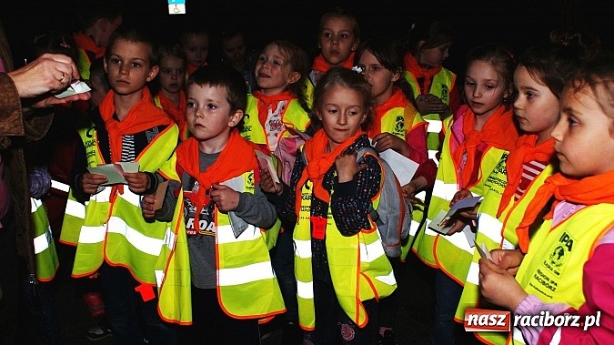 Zdjęcie w galerii na portalu naszraciborz.pl: Z Koziołkiem Matołkiem poznajemy Racibórz  wiadomości z regionu