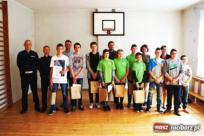 Zdjęcie w galerii na portalu naszraciborz.pl: Turniej Bezpieczeństwa w Ruchu Drogowym z udziałem uczniów z kuźniańskiej gminy  wiadomości z regionu