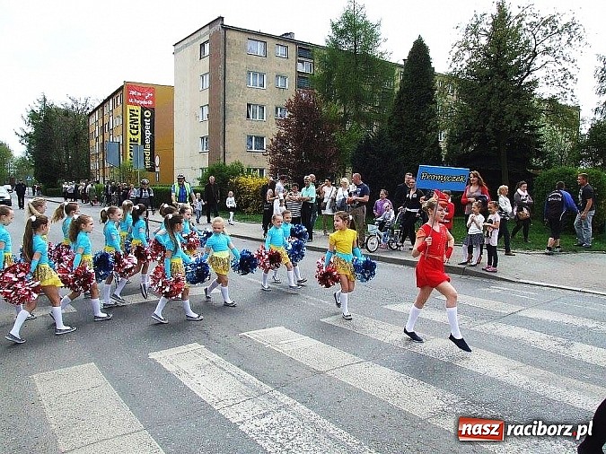 Zdjęcie w galerii na portalu naszraciborz.pl: III miejsce formacji z Kuźni Raciborskiej na festiwalu mażoretek! wiadomości z regionu