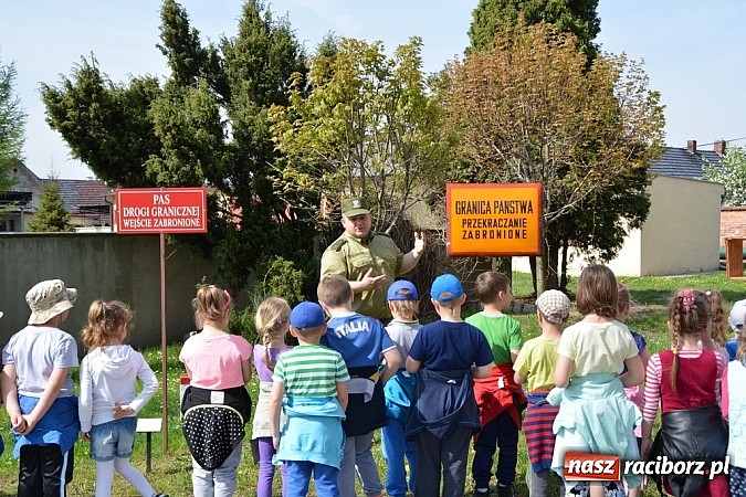 Zdjęcie w galerii na portalu naszraciborz.pl: Przedszkolaki w Śląsko-Małopolskim Oddziale wiadomości z regionu