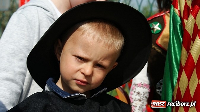 Zdjęcie w galerii na portalu naszraciborz.pl: Parada bajkowych postaci na Światowy Dzień Książki wiadomości z regionu