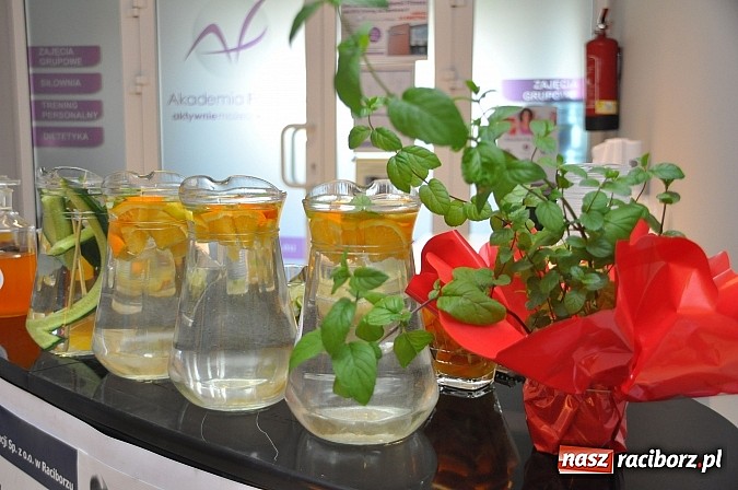 Zdjęcie w galerii na portalu naszraciborz.pl: Zadbaj o sylwetkę przed latem, czyli Dzień Otwarty w Akademii Fitness wiadomości z regionu