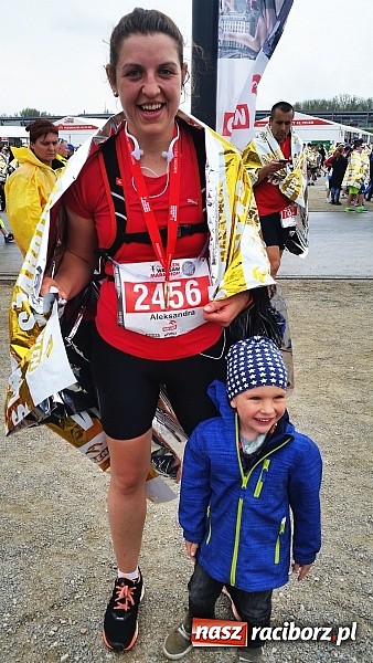 Zdjęcie w galerii na portalu naszraciborz.pl: Mieszkanka Roszkowa wzięła udział w warszawskim maratonie!  wiadomości z regionu