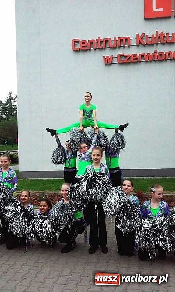 Zdjęcie w galerii na portalu naszraciborz.pl: Mażoretki z Zawady Ks. z 12 medalami na ogólnopolskim festiwalu!  wiadomości z regionu