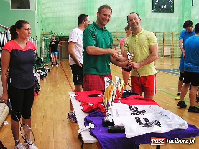 Zdjęcie w galerii na portalu naszraciborz.pl: Raciborskie zakłady rywalizowały w badmintonie wiadomości z regionu