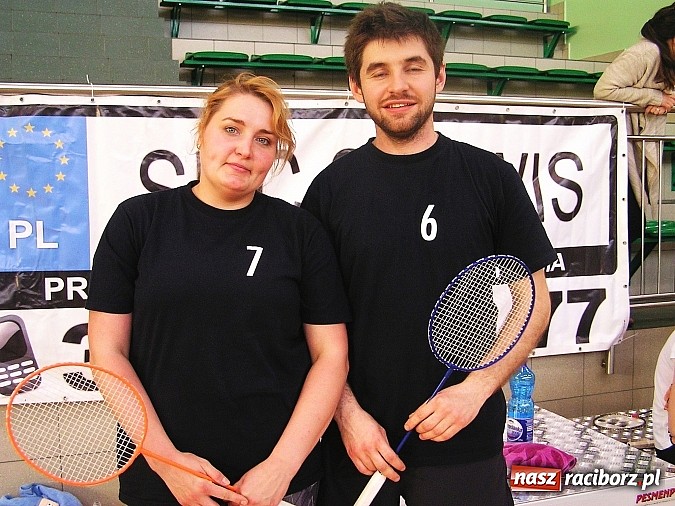 Zdjęcie w galerii na portalu naszraciborz.pl: Raciborskie zakłady rywalizowały w badmintonie wiadomości z regionu