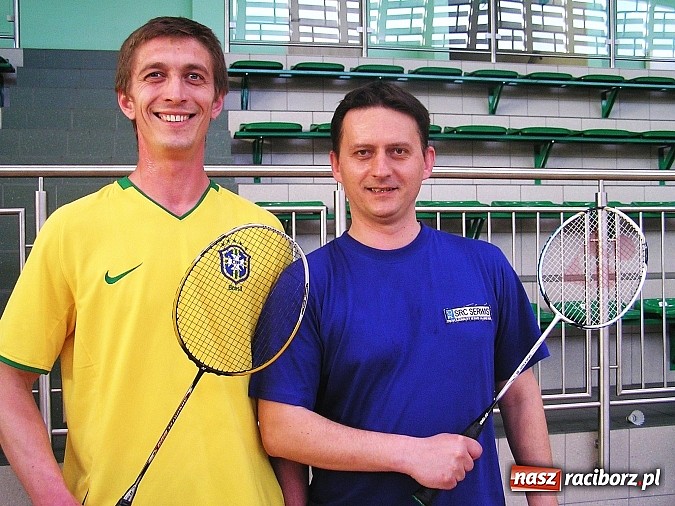 Zdjęcie w galerii na portalu naszraciborz.pl: Raciborskie zakłady rywalizowały w badmintonie wiadomości z regionu