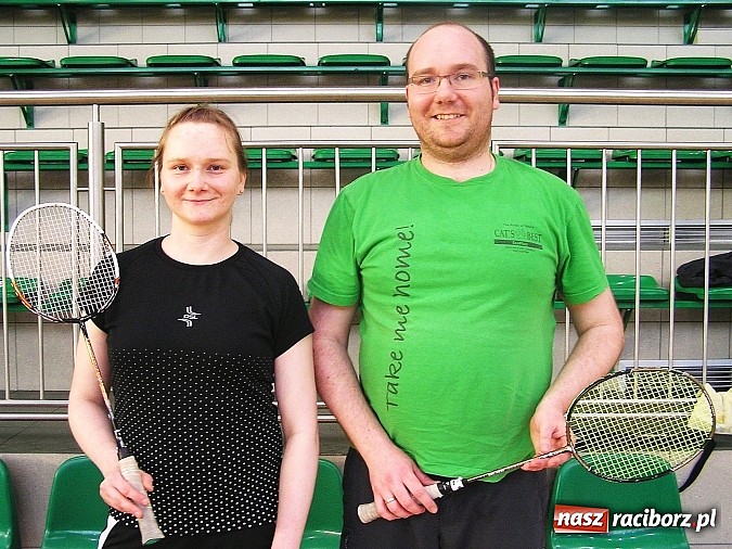 Zdjęcie w galerii na portalu naszraciborz.pl: Raciborskie zakłady rywalizowały w badmintonie wiadomości z regionu