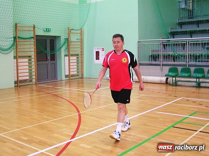 Zdjęcie w galerii na portalu naszraciborz.pl: Raciborskie zakłady rywalizowały w badmintonie wiadomości z regionu