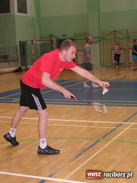Zdjęcie w galerii na portalu naszraciborz.pl: Raciborskie zakłady rywalizowały w badmintonie wiadomości z regionu