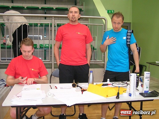 Zdjęcie w galerii na portalu naszraciborz.pl: Raciborskie zakłady rywalizowały w badmintonie wiadomości z regionu
