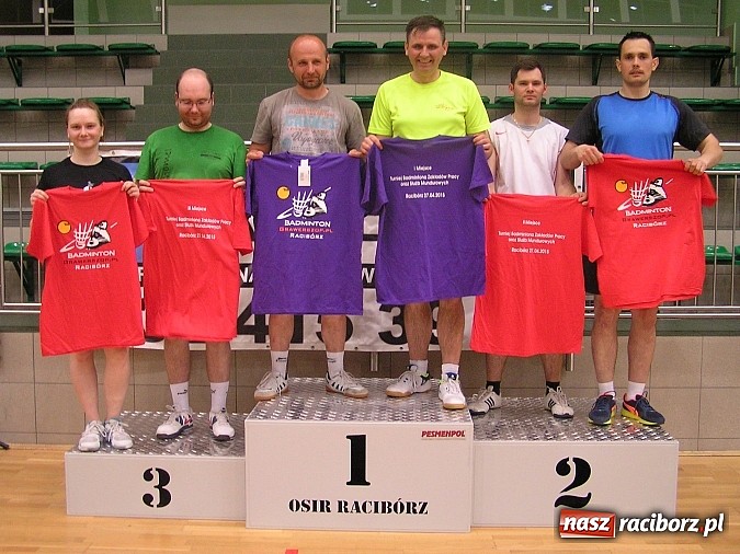 Zdjęcie w galerii na portalu naszraciborz.pl: Raciborskie zakłady rywalizowały w badmintonie wiadomości z regionu