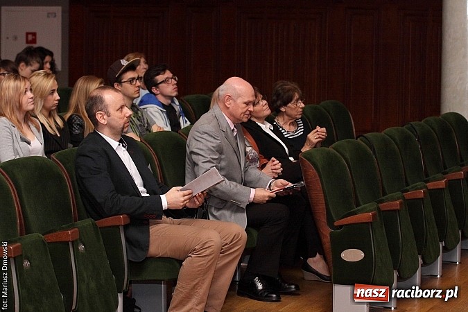Zdjęcie w galerii na portalu naszraciborz.pl: O sztuce edukacji podczas Międzynarodowej Konferencji Studenckich Kół Naukowych wiadomości z regionu