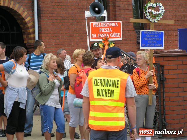 Zdjęcie w galerii na portalu naszraciborz.pl: Z Kuźni na JASNĄ GÓRĘ wiadomości z regionu