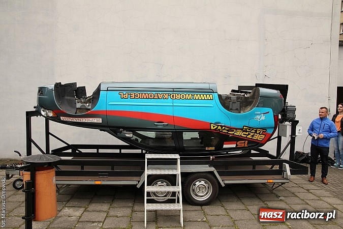 Zdjęcie w galerii na portalu naszraciborz.pl: Z młodym kierowcą po doświadczenie w murach PWSZ w Raciborzu wiadomości z regionu