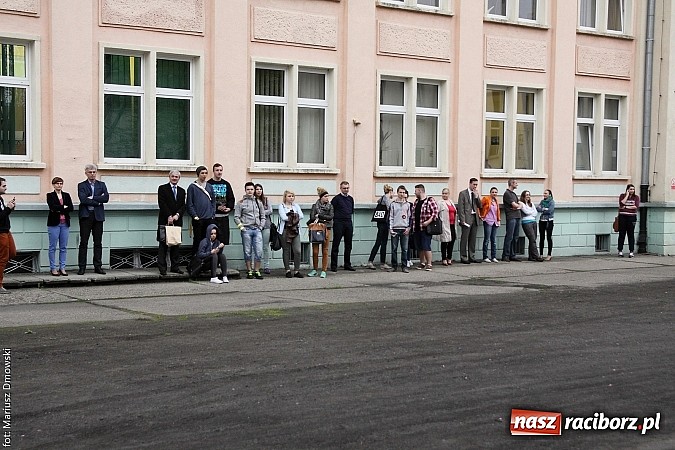 Zdjęcie w galerii na portalu naszraciborz.pl: Z młodym kierowcą po doświadczenie w murach PWSZ w Raciborzu wiadomości z regionu