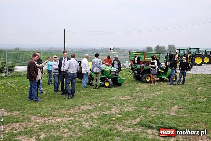 Zdjęcie w galerii na portalu naszraciborz.pl: Chempest zaprezentował maszyny komunalne wiadomości z regionu