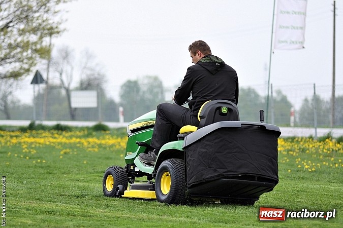 Zdjęcie w galerii na portalu naszraciborz.pl: Chempest zaprezentował maszyny komunalne wiadomości z regionu