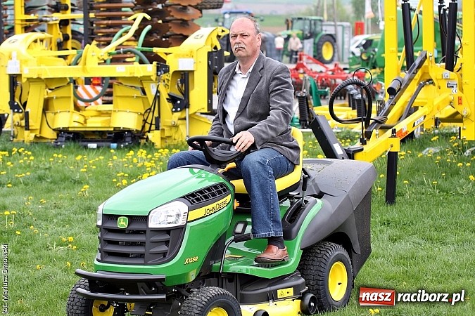 Zdjęcie w galerii na portalu naszraciborz.pl: Chempest zaprezentował maszyny komunalne wiadomości z regionu