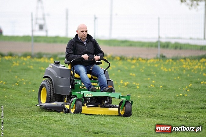 Zdjęcie w galerii na portalu naszraciborz.pl: Chempest zaprezentował maszyny komunalne wiadomości z regionu