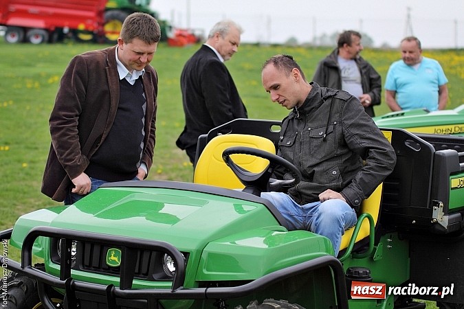 Zdjęcie w galerii na portalu naszraciborz.pl: Chempest zaprezentował maszyny komunalne wiadomości z regionu