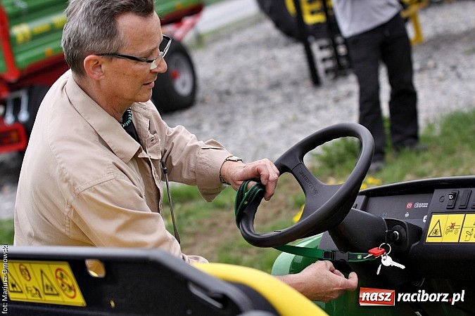 Zdjęcie w galerii na portalu naszraciborz.pl: Chempest zaprezentował maszyny komunalne wiadomości z regionu