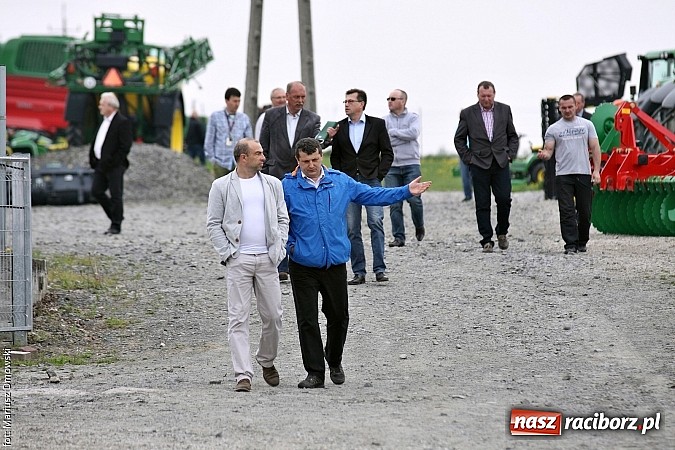 Zdjęcie w galerii na portalu naszraciborz.pl: Chempest zaprezentował maszyny komunalne wiadomości z regionu