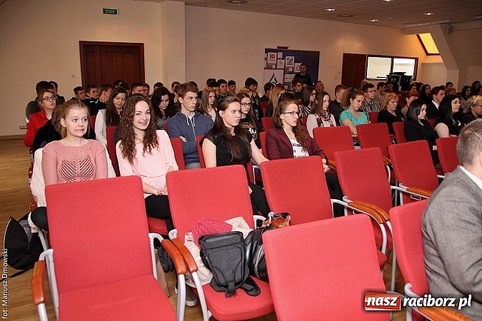 Zdjęcie w galerii na portalu naszraciborz.pl: Nadszedł Finał Młodzieżowego Lidera Biznesu! wiadomości z regionu