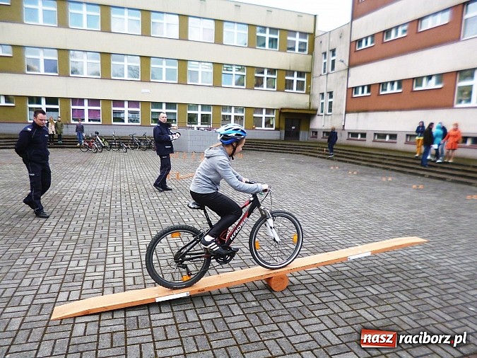 Zdjęcie w galerii na portalu naszraciborz.pl: Jeżdżą najlepiej w powiecie raciborskim wiadomości z regionu