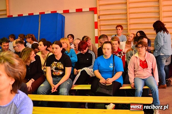 Zdjęcie w galerii na portalu naszraciborz.pl: Festiwal Pozytywnych Wartości w Bieńkowicach wiadomości z regionu