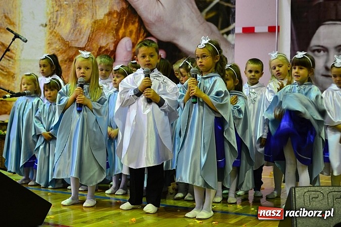 Zdjęcie w galerii na portalu naszraciborz.pl: Festiwal Pozytywnych Wartości w Bieńkowicach wiadomości z regionu